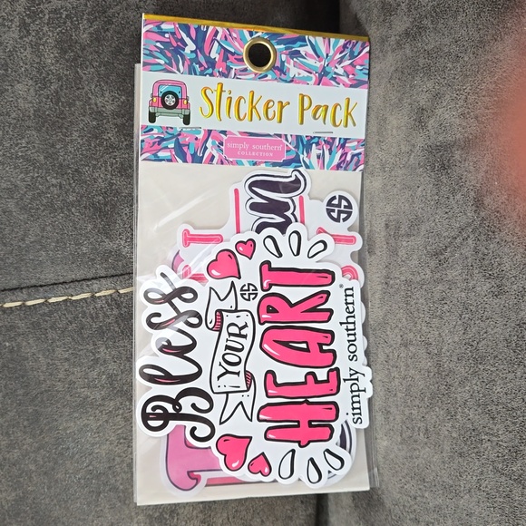 Simply Southern Apple Watch Band and More Bundle - Picture 6 of 6